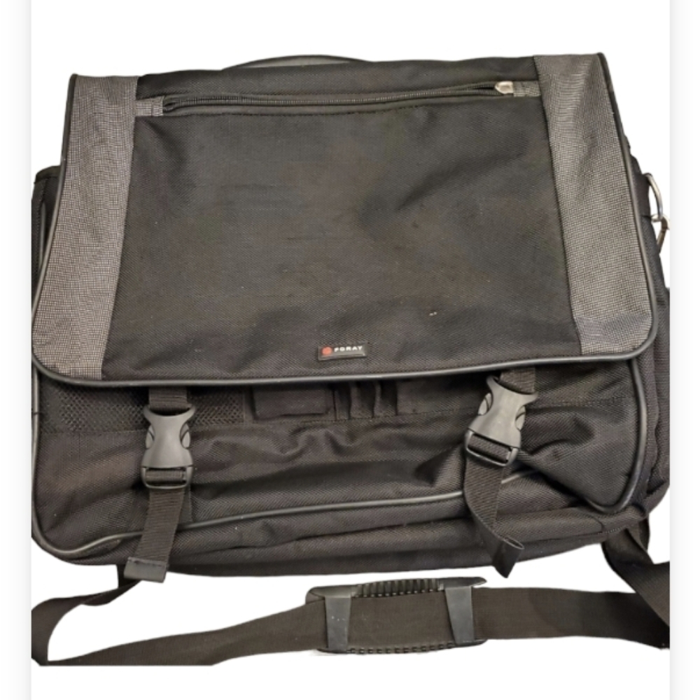 Foray Breifcase/laptop bag